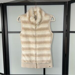 [S] y2k Guess Cream, Tan & White Softest Faux Fur Gold Zipper Vest